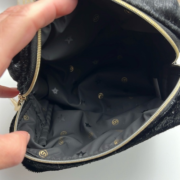 Dior Beaute Black Velvet Pouch Bag Logo CD Star Zipper Pull, EDP & Foundation - Picture 7 of 17